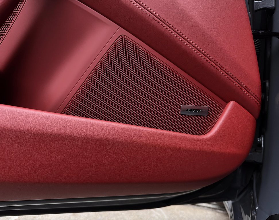 2025 Porsche 911 Carrera S Cabriolet Premium Package in Laval, Quebec - 33 - w1024h768px