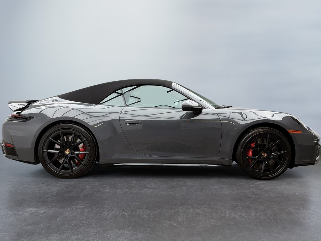2025 Porsche 911 Carrera S Cabriolet Premium Package in Laval, Quebec - 8 - w1024h768px