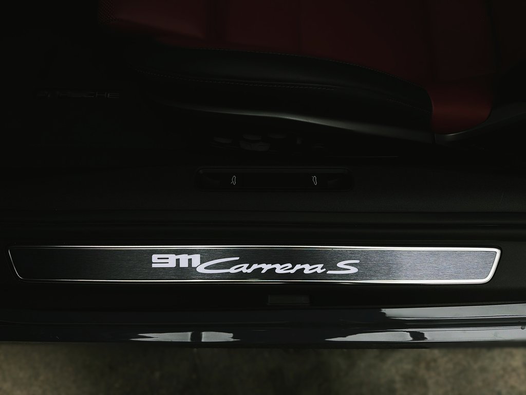 2025 Porsche 911 Carrera S Cabriolet Premium Package in Laval, Quebec - 34 - w1024h768px