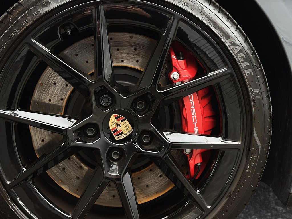 2025 Porsche 911 Carrera S Cabriolet Premium Package in Laval, Quebec - 15 - w1024h768px
