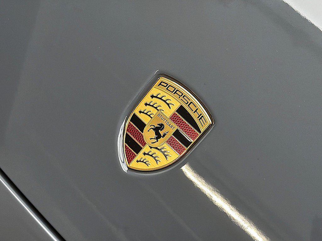 2025 Porsche 911 Carrera S Cabriolet Premium Package in Laval, Quebec - 10 - w1024h768px