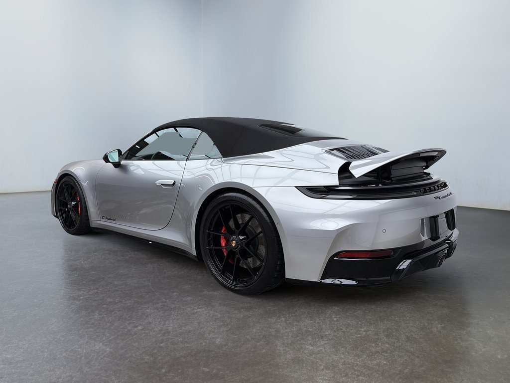 Porsche 911 Carrera 4 GTS Cabriolet Premium Package 2025 à Laval, Québec - 6 - w1024h768px