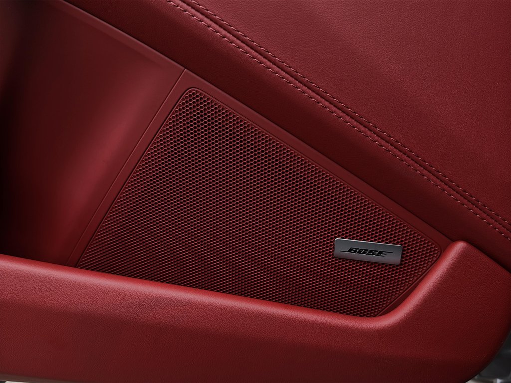 Porsche 911 Carrera 4 GTS Cabriolet Premium Package 2025 à Laval, Québec - 34 - w1024h768px