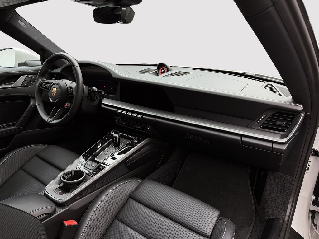 2025 Porsche 911 Carrera Premium Package in Laval, Quebec - 25 - w1024h768px