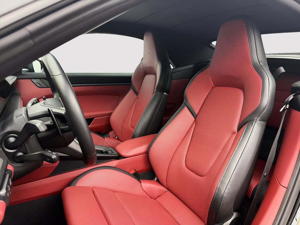 2025 Porsche 911 Carrera 4 GTS Cabriolet Premium Package in Laval, Quebec - 17 - w1024h768px