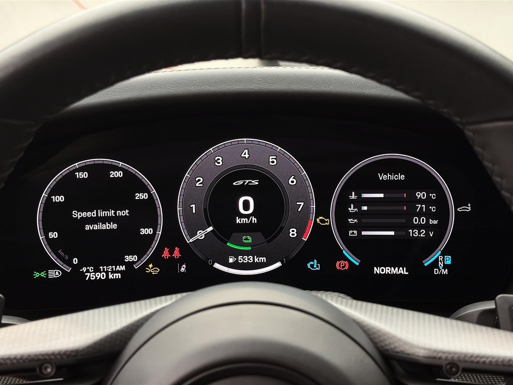 2025 Porsche 911 Carrera 4 GTS Cabriolet Premium Package in Laval, Quebec - 23 - w1024h768px