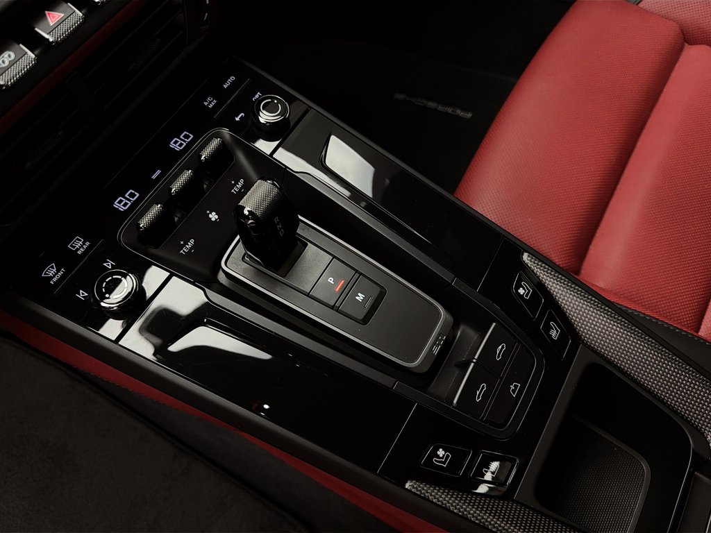 2025 Porsche 911 Carrera 4 GTS Cabriolet Premium Package in Laval, Quebec - 25 - w1024h768px