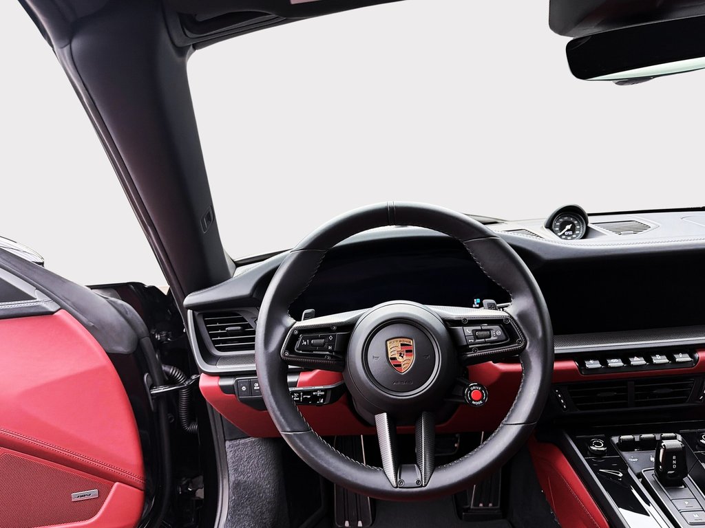 2025 Porsche 911 Carrera 4 GTS Cabriolet Premium Package in Laval, Quebec - 18 - w1024h768px