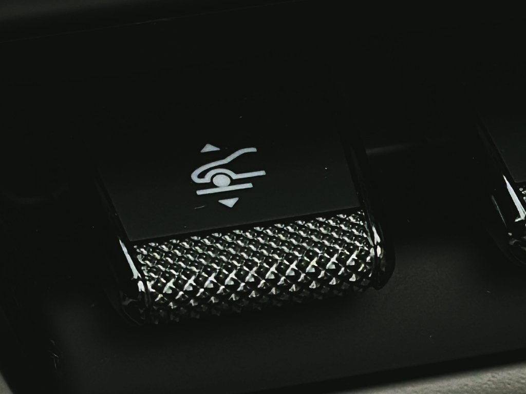 Porsche 911 Carrera 4 GTS Cabriolet 2025 à Laval, Québec - 26 - w1024h768px