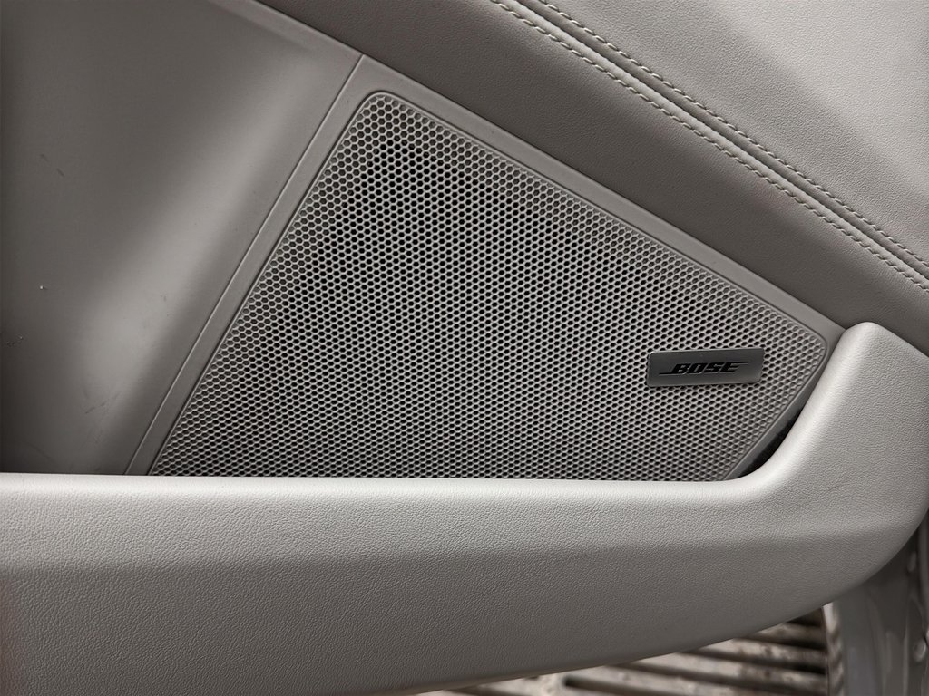 Porsche 911 Carrera 4 GTS Cabriolet 2025 à Laval, Québec - 37 - w1024h768px