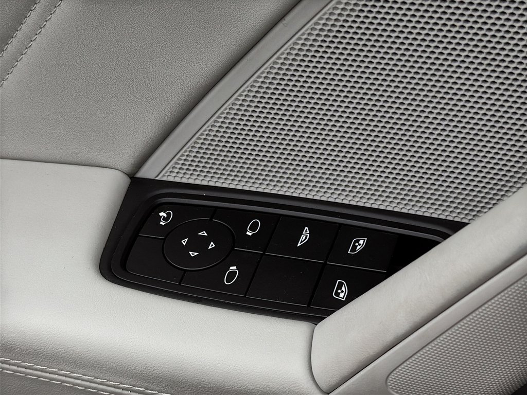 Porsche 911 Carrera 4 GTS Cabriolet 2025 à Laval, Québec - 35 - w1024h768px