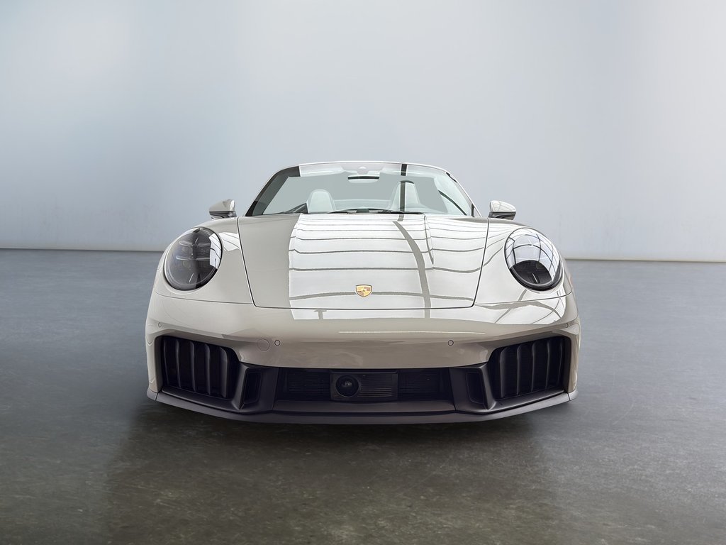 Porsche 911 Carrera 4 GTS Cabriolet 2025 à Laval, Québec - 9 - w1024h768px