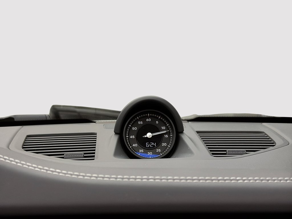 Porsche 911 Carrera 4 GTS Cabriolet 2025 à Laval, Québec - 24 - w1024h768px