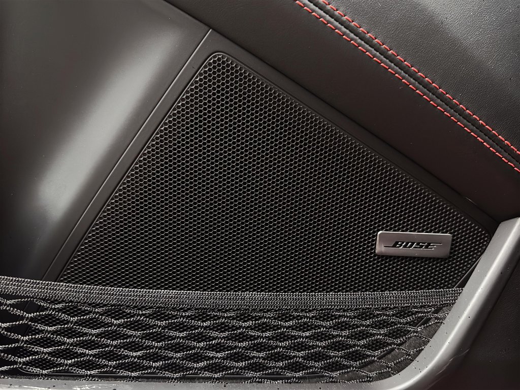 2025 Porsche 911 GT3 RS Weissach Package Ceramic Composite Brakes in Laval, Quebec - 33 - w1024h768px