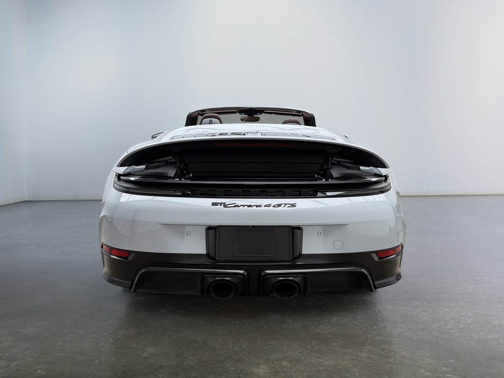 2025 Porsche 911 in Laval, Quebec - 7 - w1024h768px