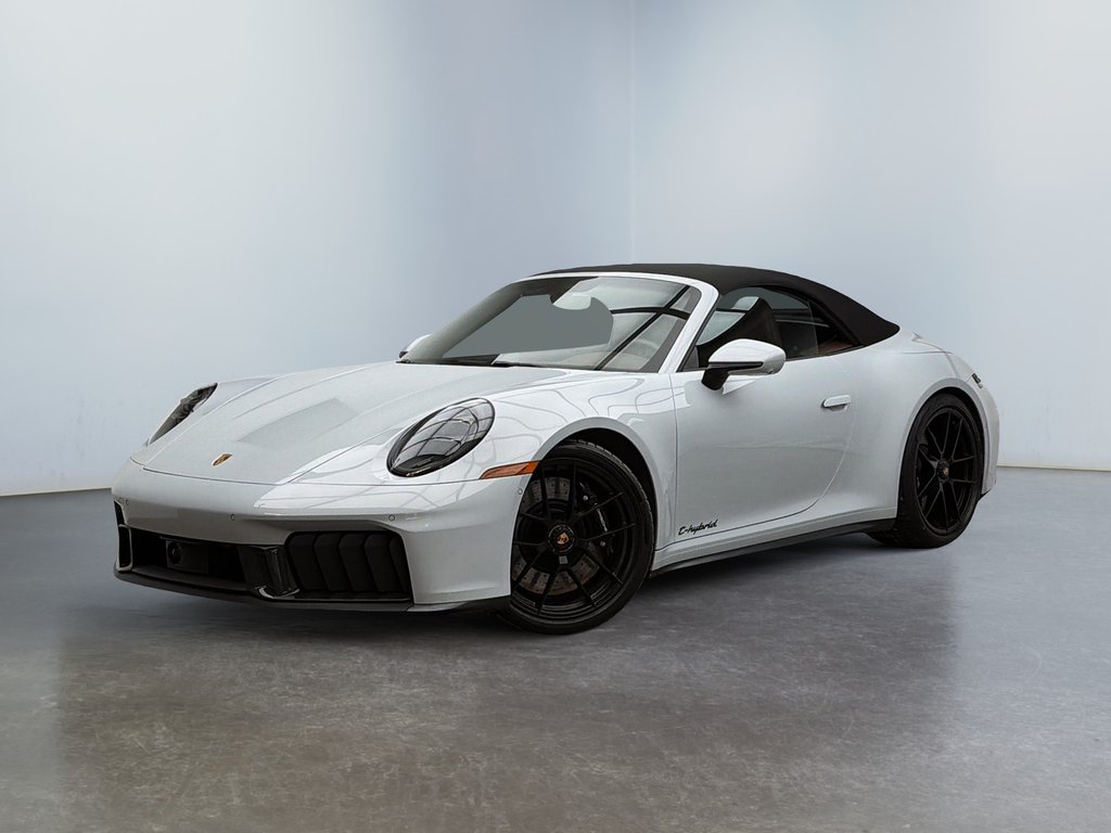2025 Porsche 911 in Laval, Quebec - 4 - w1024h768px