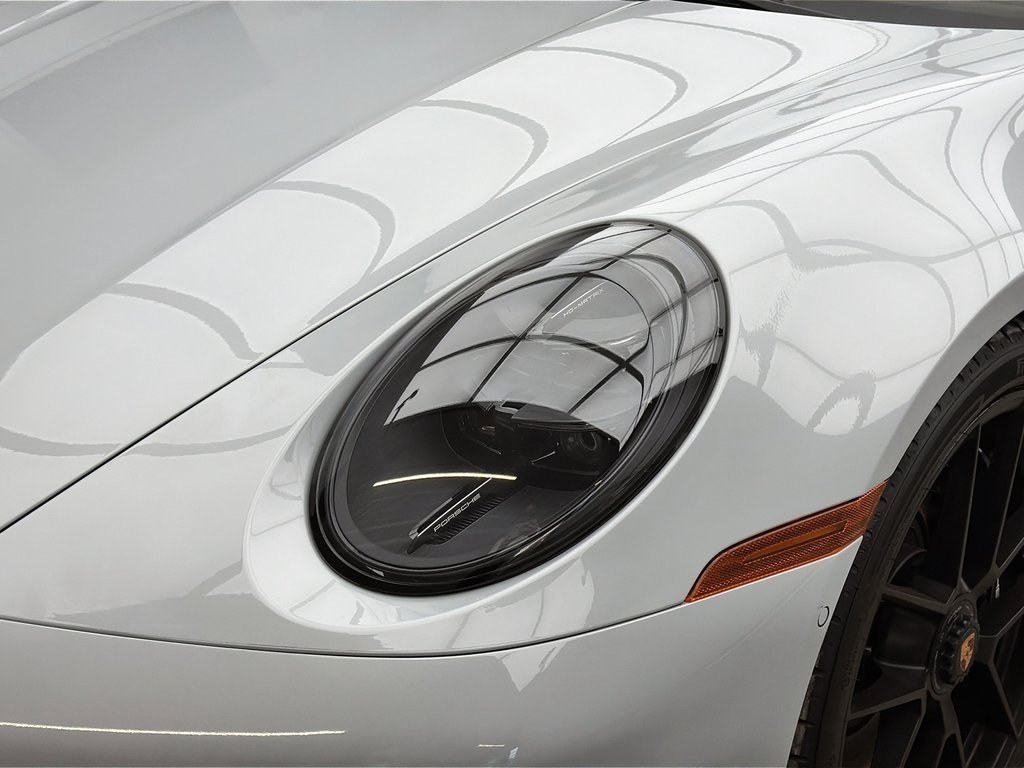 2025 Porsche 911 in Laval, Quebec - 13 - w1024h768px