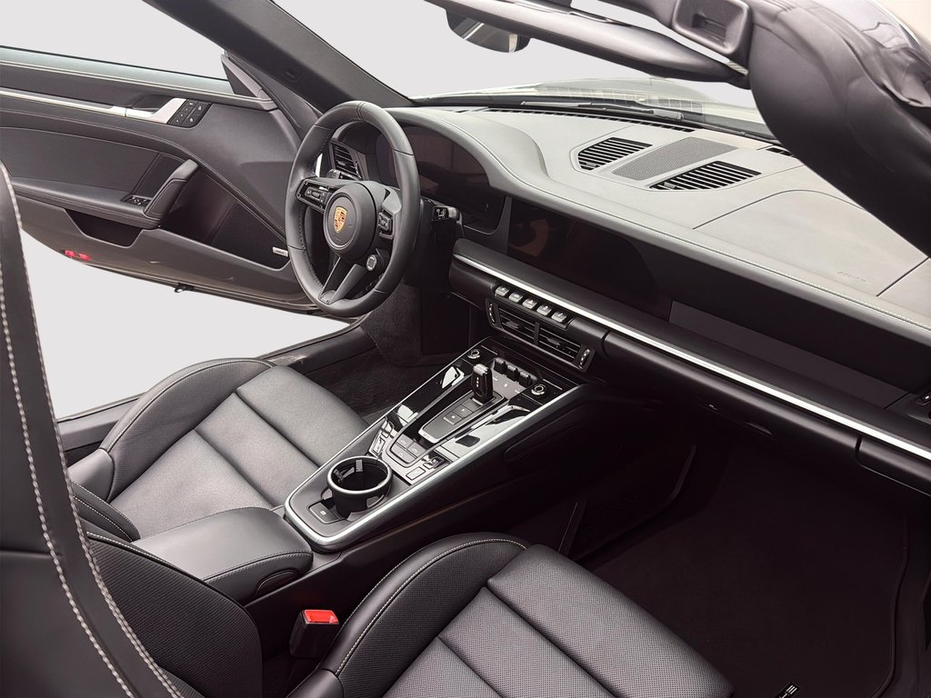 2025 Porsche 911 Carrera Cabriolet Sport Exhaust System in Laval, Quebec - 29 - w1024h768px