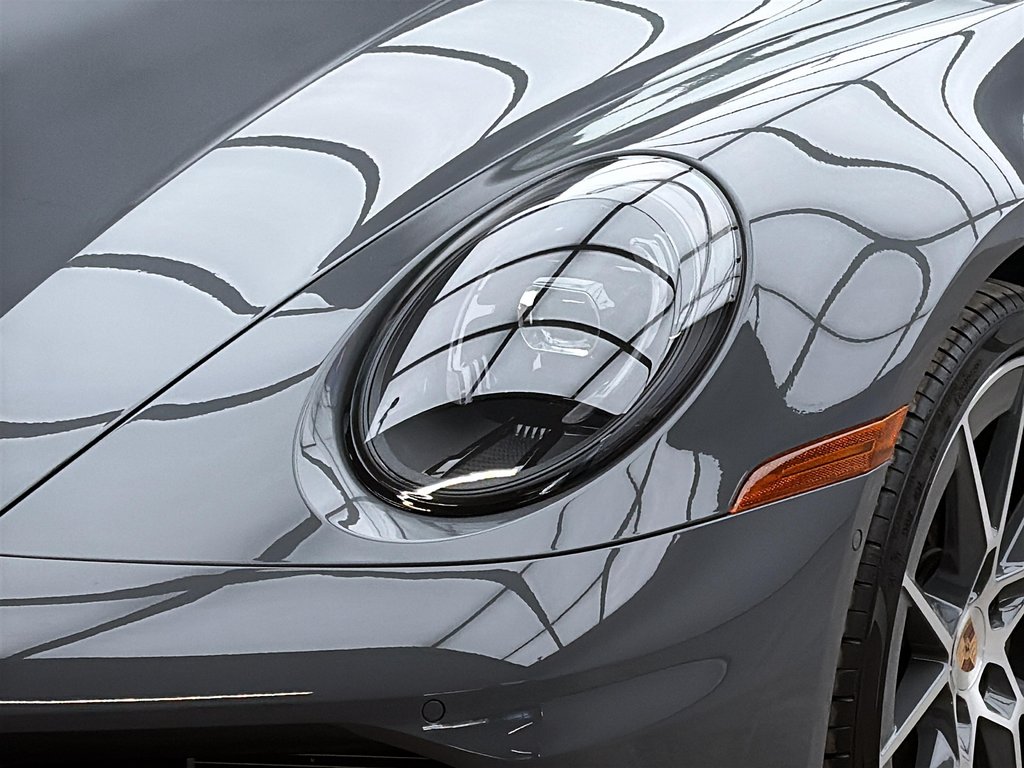 2025 Porsche 911 Carrera Cabriolet Sport Exhaust System in Laval, Quebec - 12 - w1024h768px