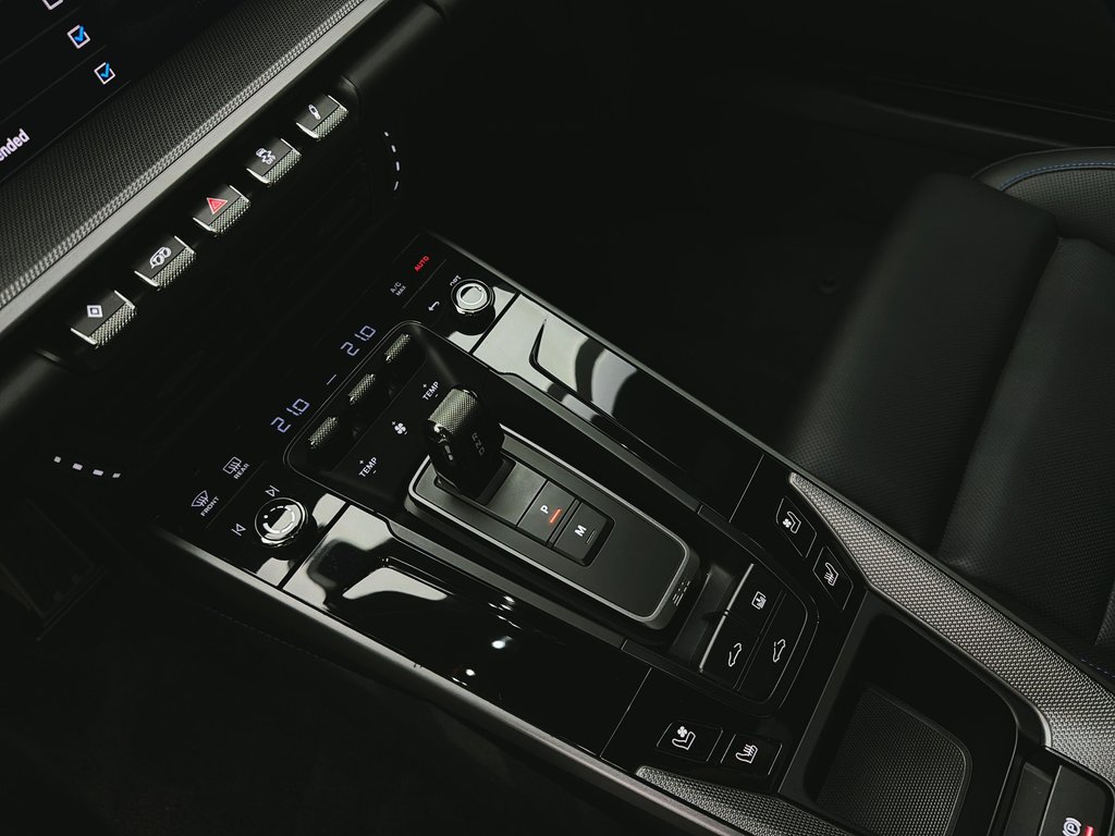 2025 Porsche 911 Carrera Sport Exhaust System in Laval, Quebec - 22 - w1024h768px