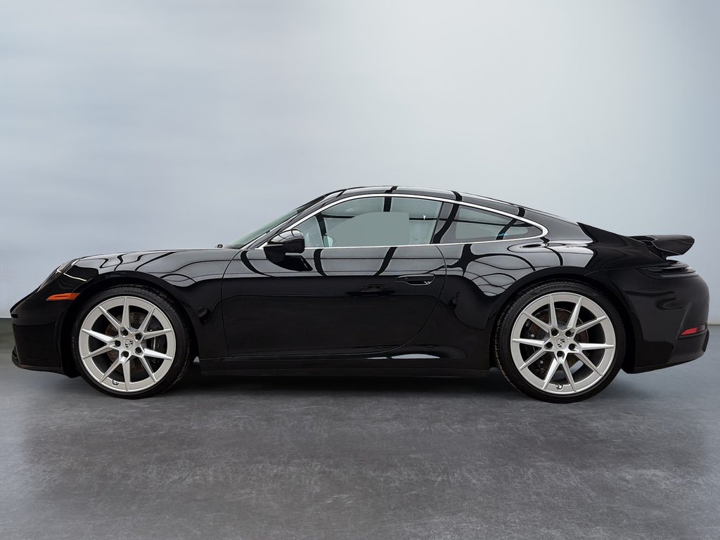 2025 Porsche 911 Carrera Sport Exhaust System in Laval, Quebec - 2 - w1024h768px