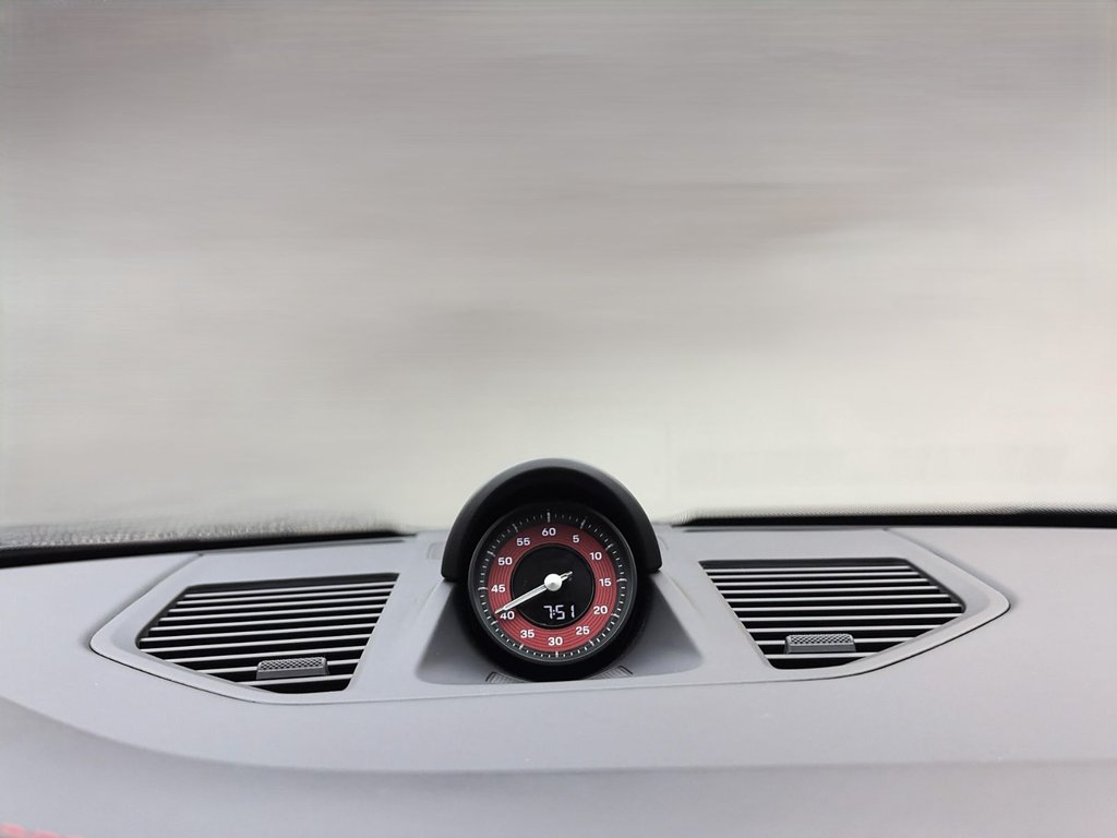 2025 Porsche 911 in Laval, Quebec - 20 - w1024h768px