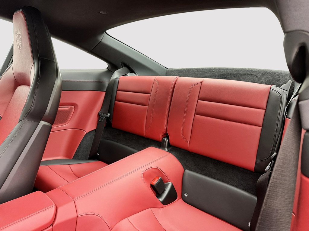 2025 Porsche 911 Carrera S in Laval, Quebec - 25 - w1024h768px