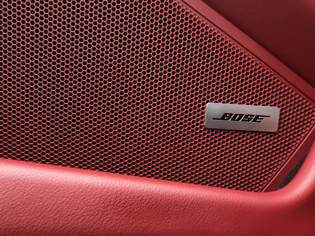 2025 Porsche 911 in Laval, Quebec - 32 - w1024h768px