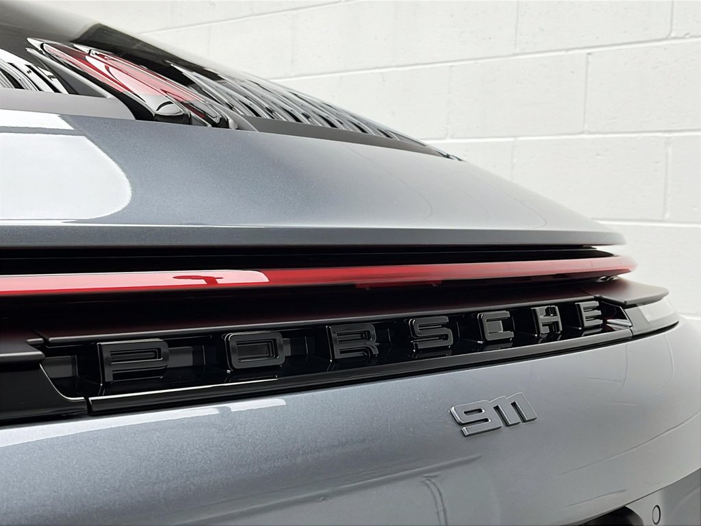 Porsche 911  2026 à Laval, Québec - 7 - w1024h768px