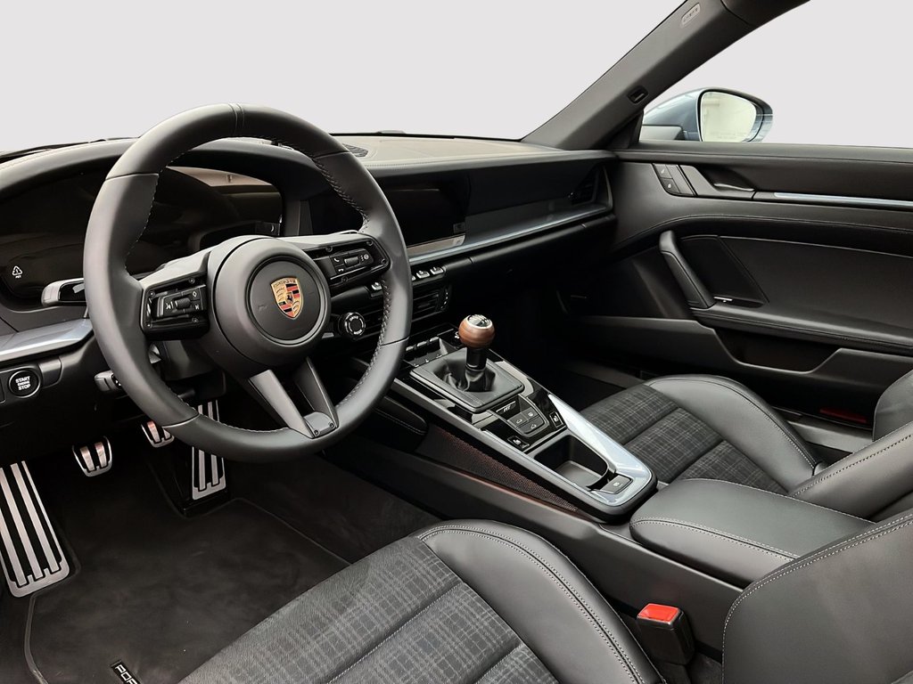 Porsche 911  2026 à Laval, Québec - 12 - w1024h768px
