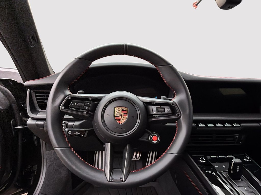 Porsche 911 4 GTS 2026 à Laval, Québec - 18 - w1024h768px