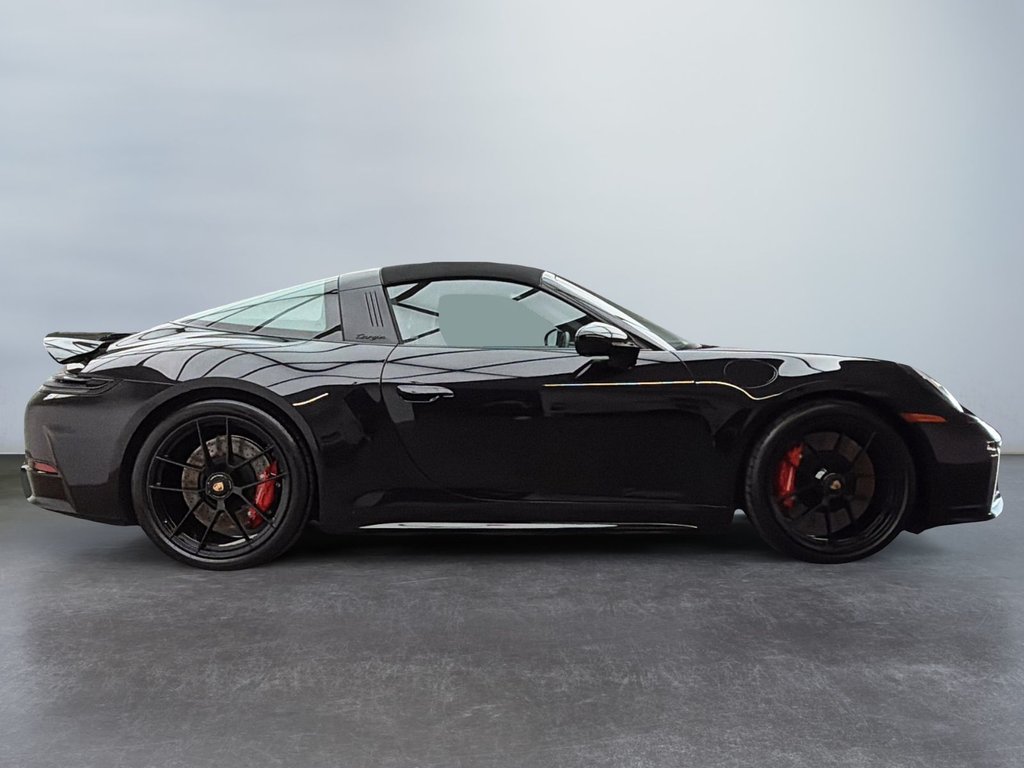 Porsche 911 4 GTS 2026 à Laval, Québec - 10 - w1024h768px