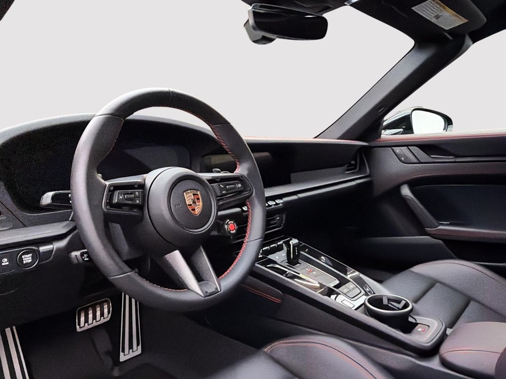 Porsche 911 4 GTS 2026 à Laval, Québec - 26 - w1024h768px