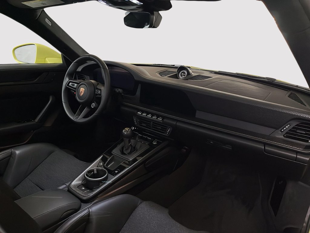 Porsche 911  2026 à Laval, Québec - 26 - w1024h768px
