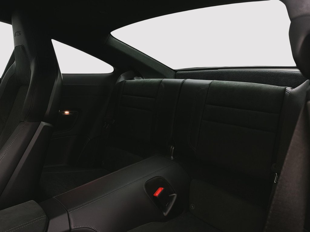 2026 Porsche 911 in Laval, Quebec - 26 - w1024h768px