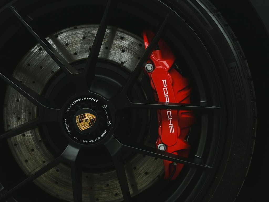 2026 Porsche 911 in Laval, Quebec - 11 - w1024h768px