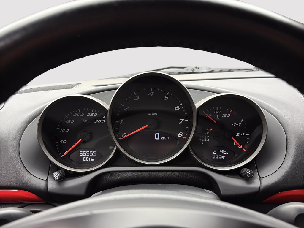 Porsche Boxster Spyder 987 Limited Production 2011 à Laval, Québec - 18 - w1024h768px
