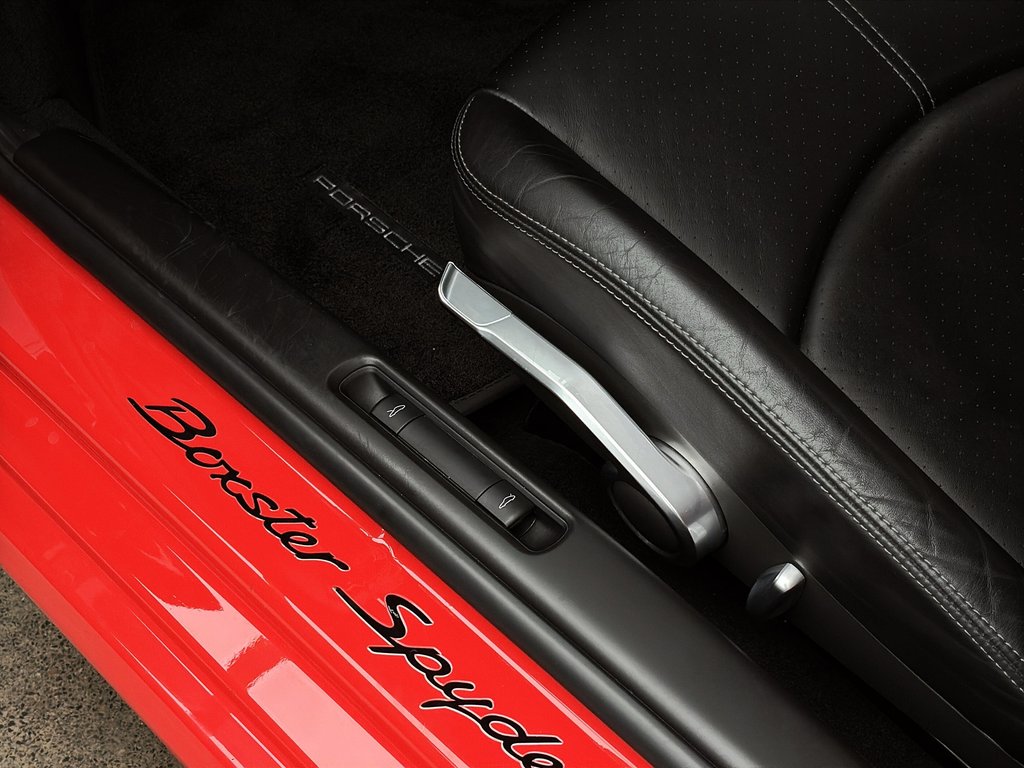 Porsche Boxster Spyder 987 Limited Production 2011 à Laval, Québec - 26 - w1024h768px