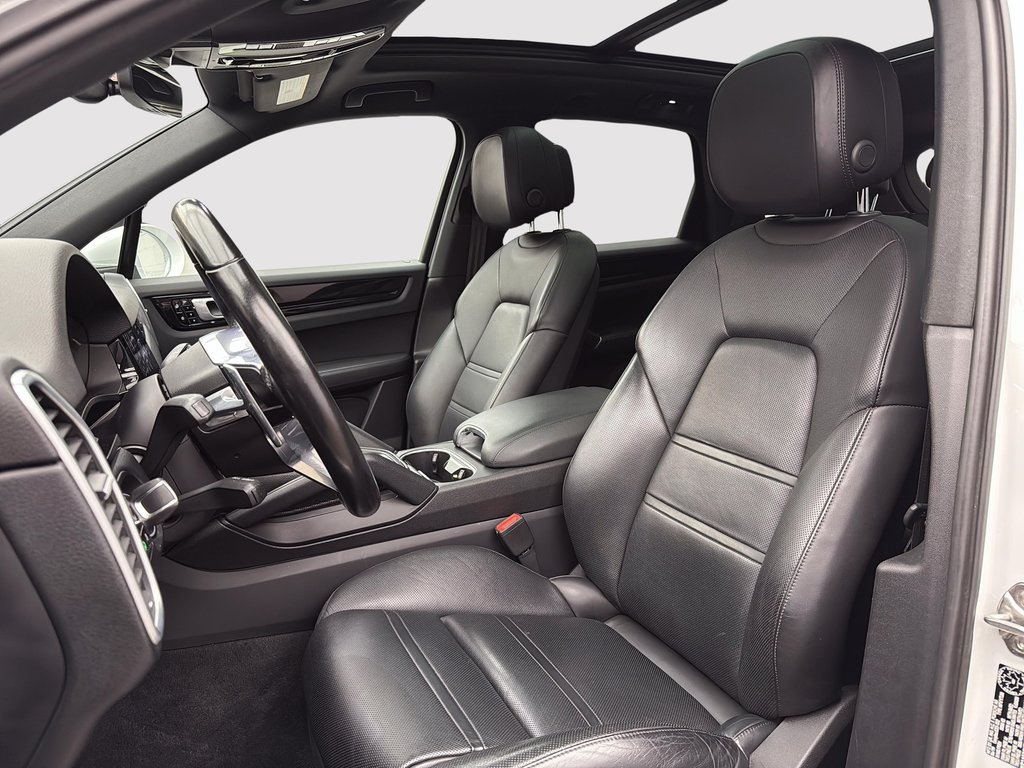 Porsche Cayenne E-Hybrid Premium Plus Package 2019 à Laval, Québec - 15 - w1024h768px