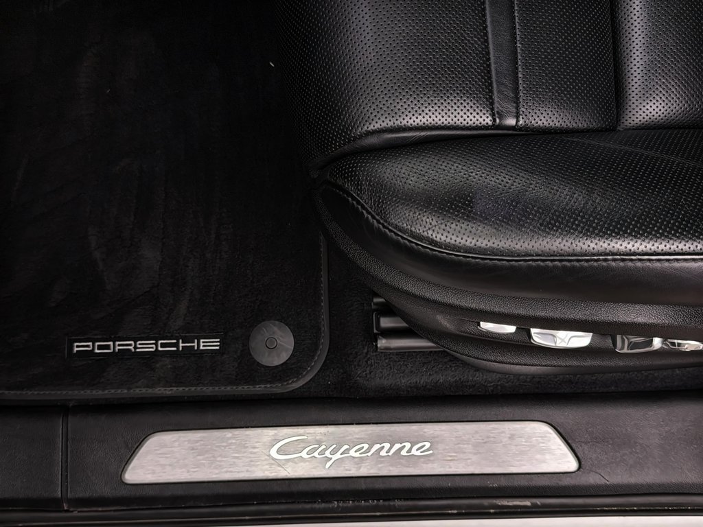 Porsche Cayenne E-Hybrid Premium Plus Package 2019 à Laval, Québec - 28 - w1024h768px