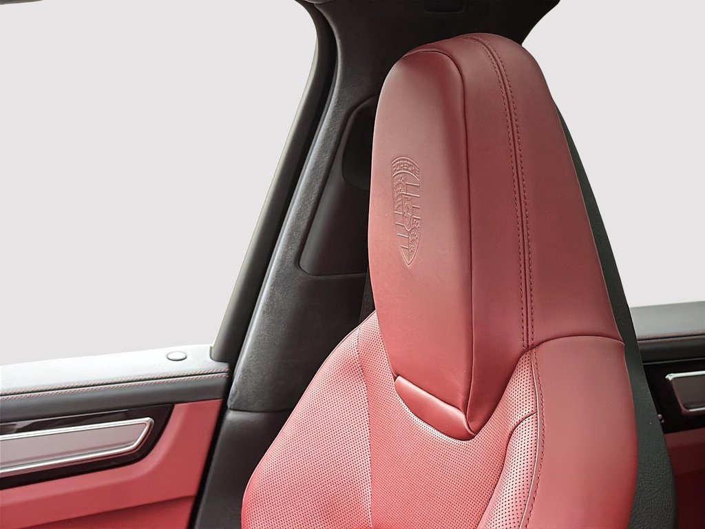 Porsche Cayenne Turbo AWD 2019 à Laval, Québec - 33 - w1024h768px