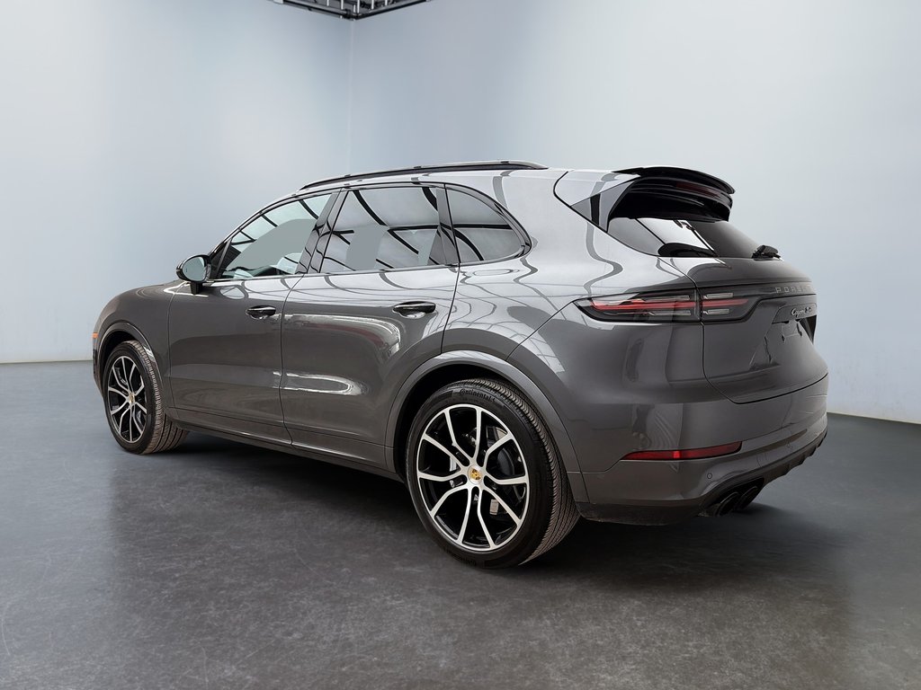 2019 Porsche Cayenne Turbo Sport Exhaust System in Laval, Quebec - 3 - w1024h768px
