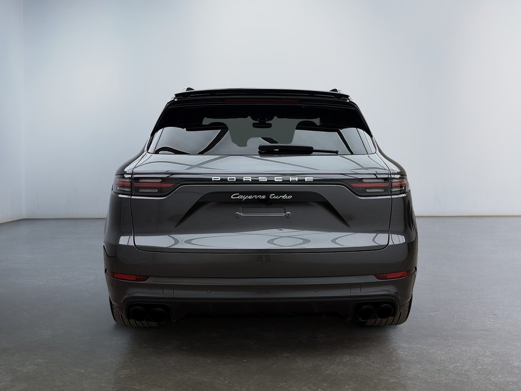 2019 Porsche Cayenne Turbo Sport Exhaust System in Laval, Quebec - 4 - w1024h768px