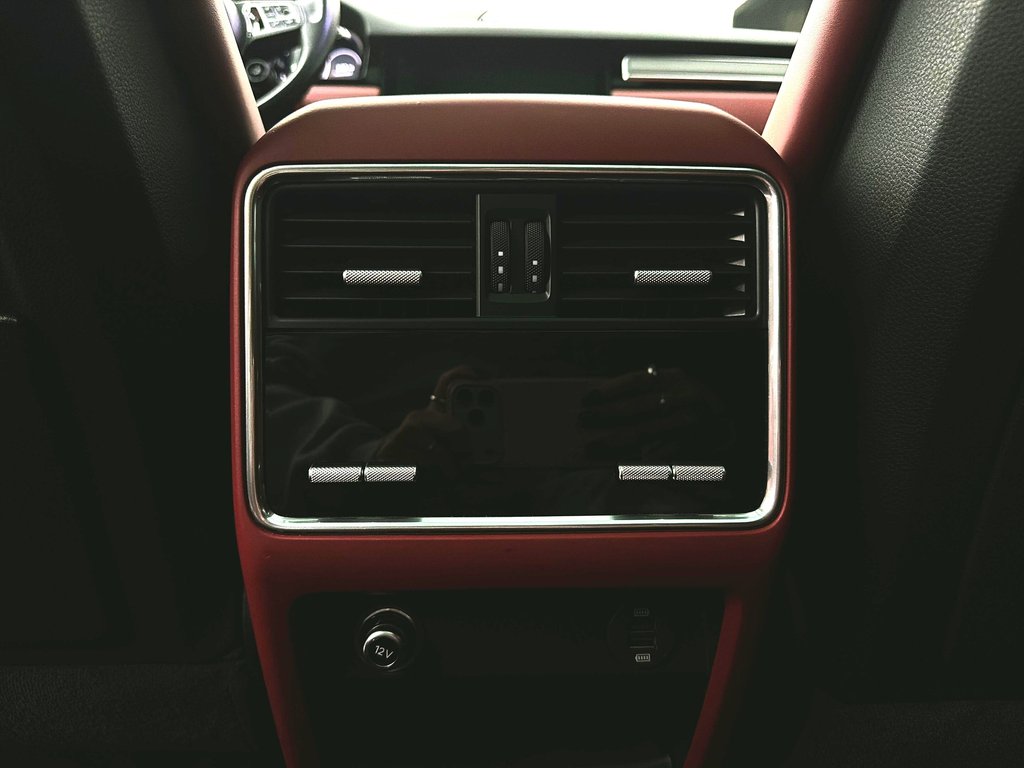 2019 Porsche Cayenne Turbo Sport Exhaust System in Laval, Quebec - 28 - w1024h768px