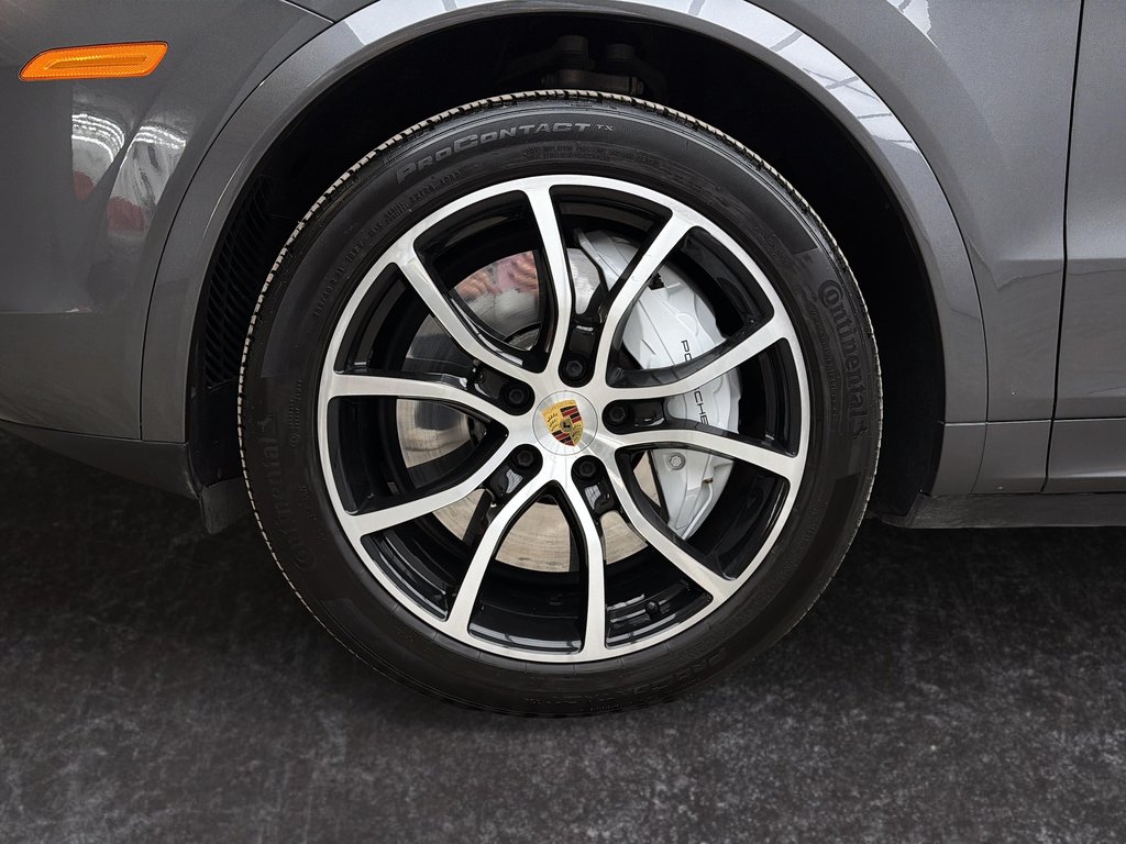 2019 Porsche Cayenne Turbo Sport Exhaust System in Laval, Quebec - 10 - w1024h768px