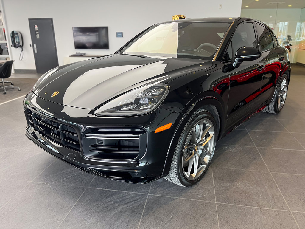 2020  Cayenne Turbo Coupe Lightweight Sport Package in Laval, Quebec - 13 - w1024h768px
