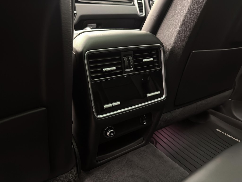 Porsche Cayenne E-Hybrid Premium Plus Package 2020 à Laval, Québec - 25 - w1024h768px