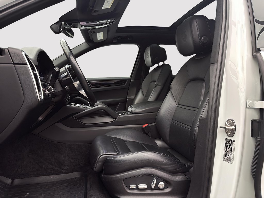 Porsche Cayenne E-Hybrid Premium Plus Package 2020 à Laval, Québec - 14 - w1024h768px