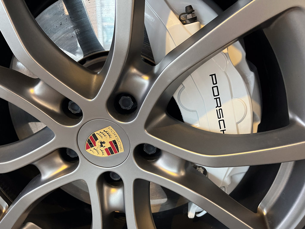 Porsche Cayenne Turbo Coupe  Premium Plus Package 2021 à Laval, Québec - 37 - w1024h768px