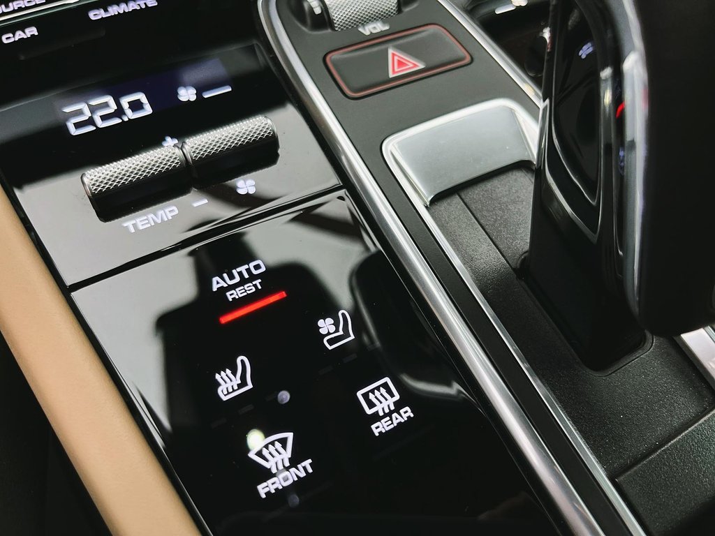 Porsche Cayenne Turbo Coupe  Premium Plus Package 2021 à Laval, Québec - 30 - w1024h768px